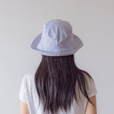 サイドセパレートキャプリーヌ ：大きめブリムで女性らしい帽子